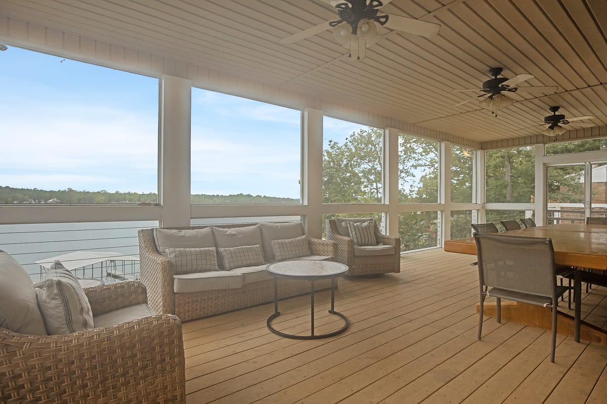 Arches - Artisan home on the main body of the lake, 2 covered boat slips – Smith Lake vacation rental photo