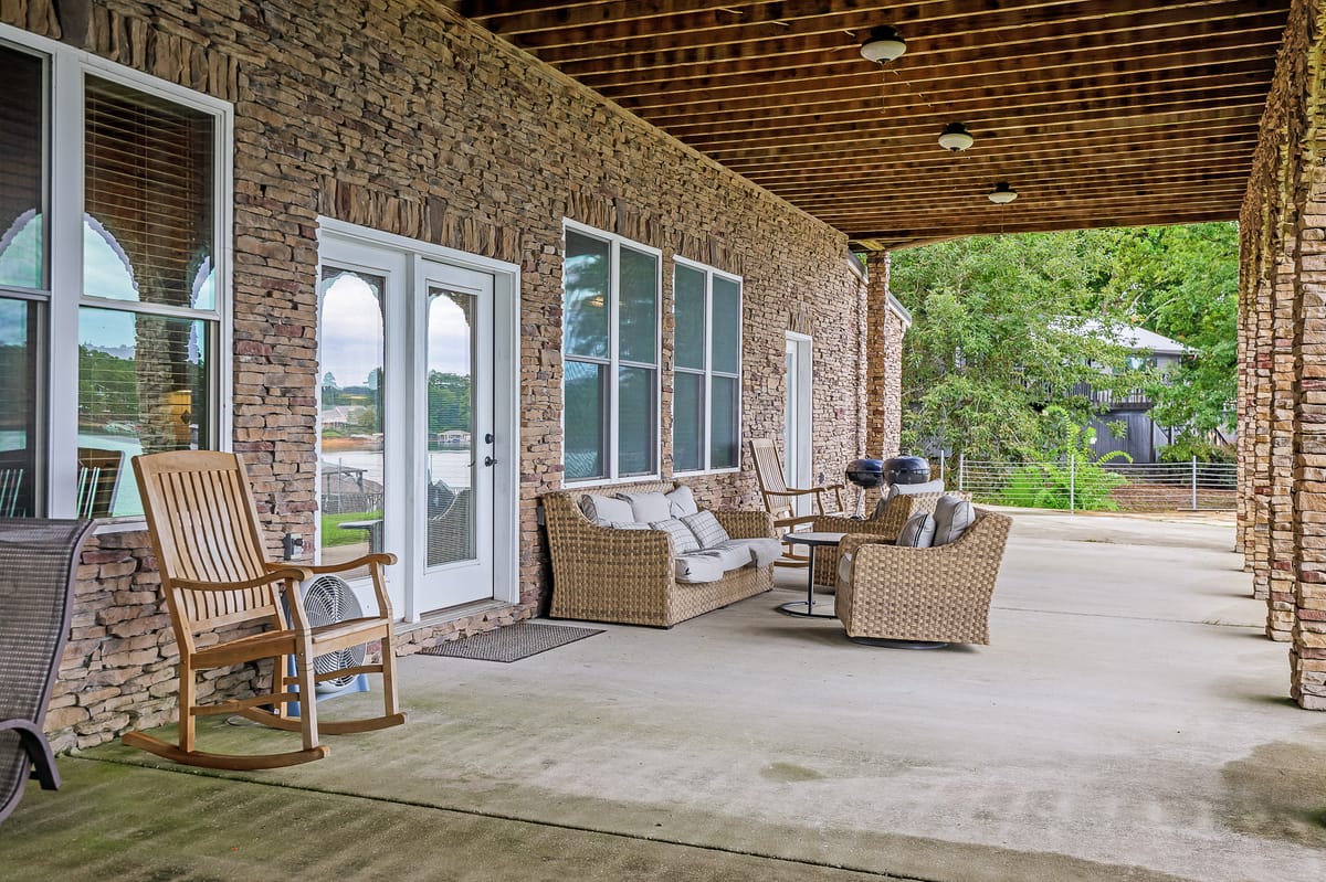 Arches - Artisan home on the main body of the lake, 2 covered boat slips – Smith Lake vacation rental photo