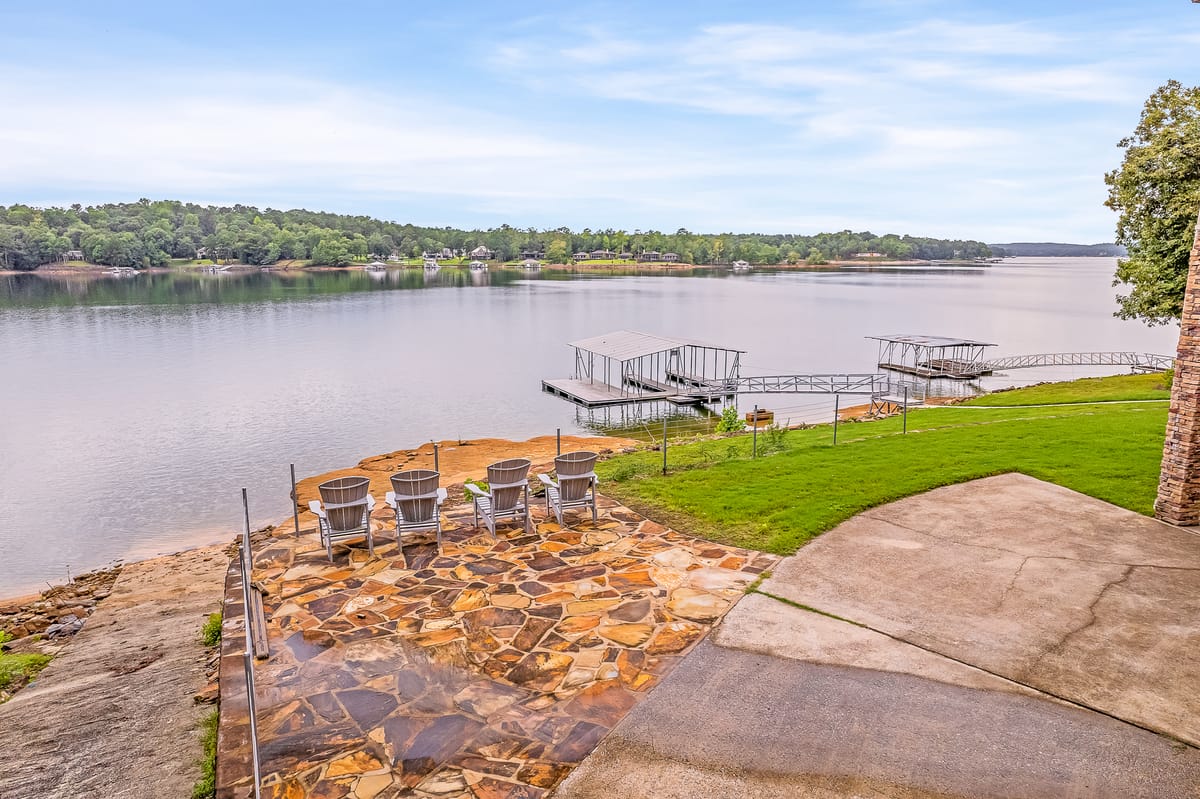 Arches - Artisan home on the main body of the lake, 2 covered boat slips – Smith Lake vacation rental photo