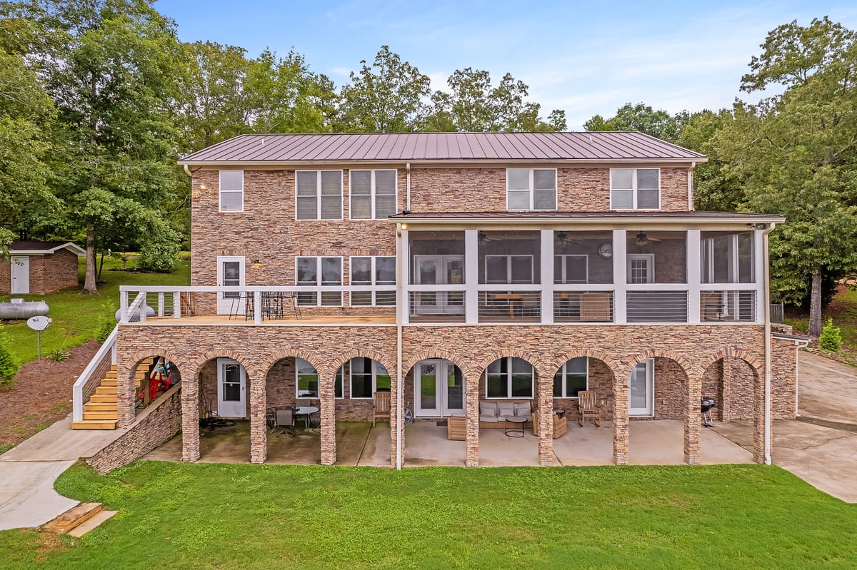 Arches - Artisan home on the main body of the lake, 2 covered boat slips – Smith Lake vacation rental photo