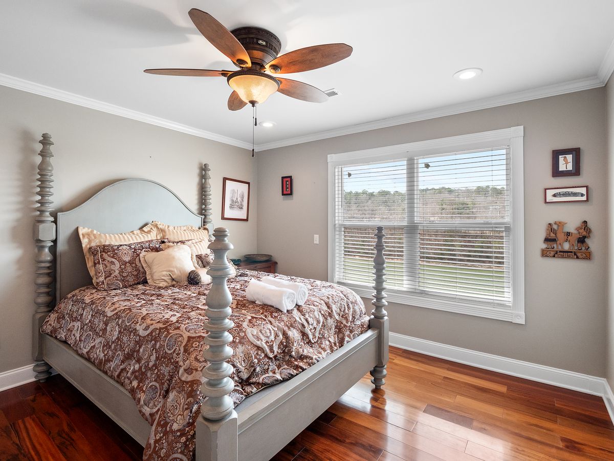 Generations Cove - Welcome to your perfect lakefront getaway! – Smith Lake vacation rental photo