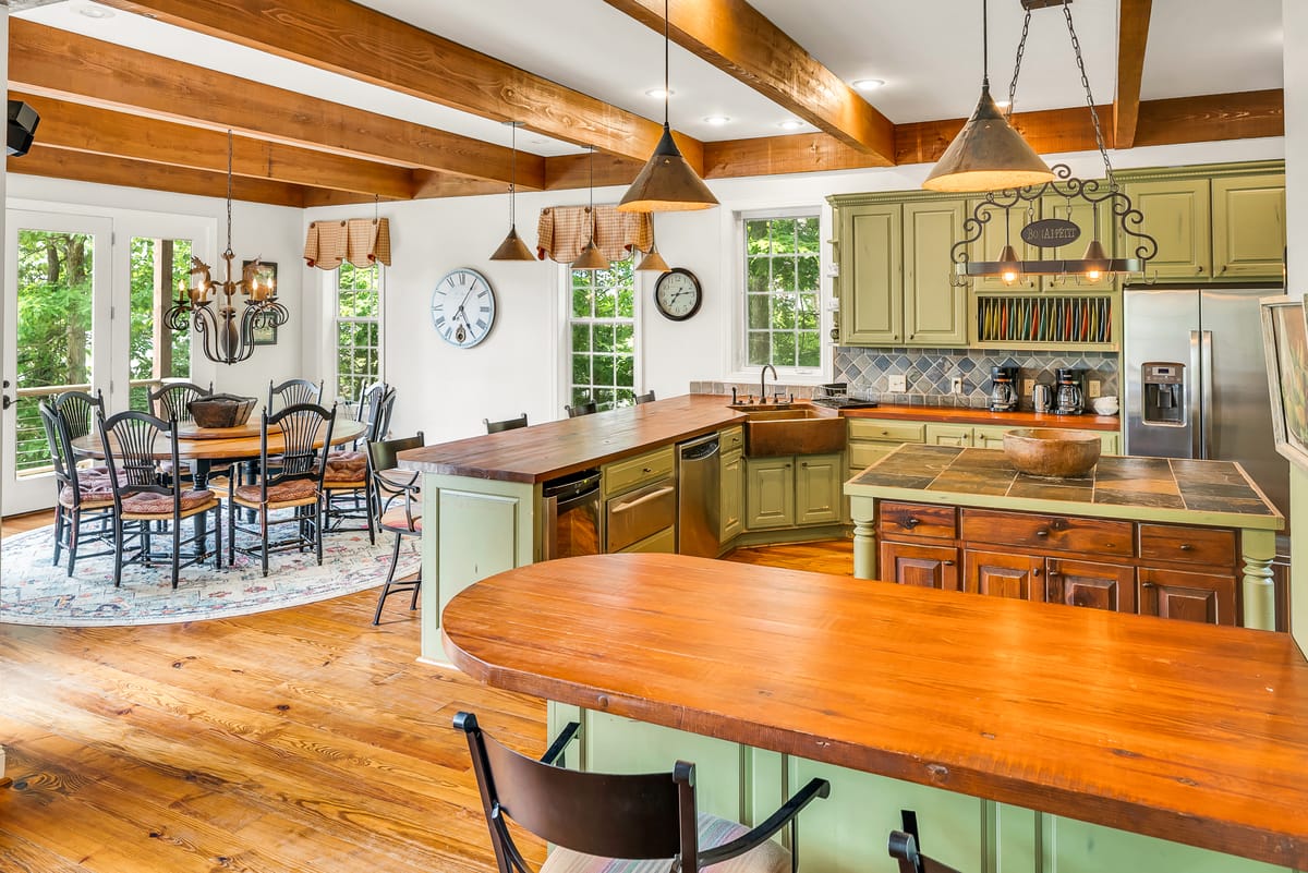 Grand Lodge - Welcome to your private Smith Lake retreat – Smith Lake vacation rental photo