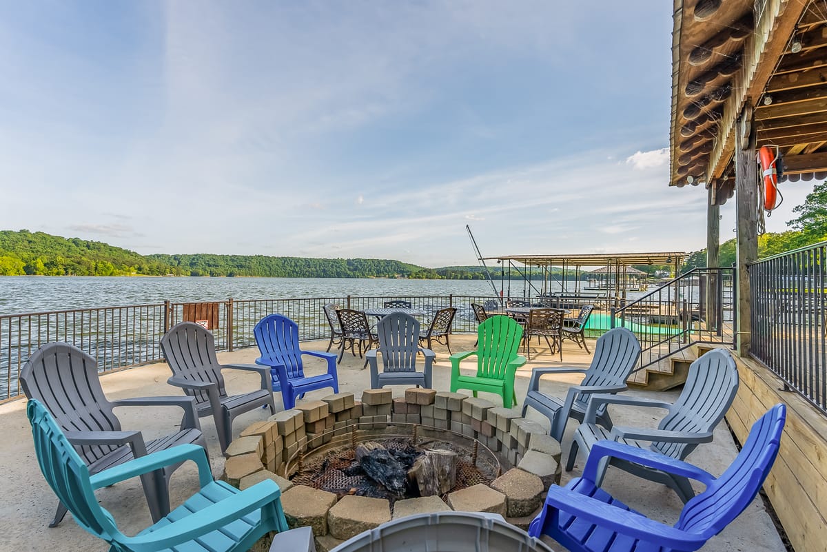 Lake Therapy - Gazebo on the lake, easy walk to the water! – Smith Lake vacation rental photo