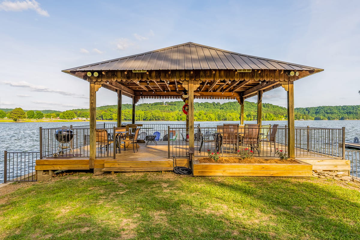 Lake Therapy - Gazebo on the lake, easy walk to the water! – Smith Lake vacation rental photo