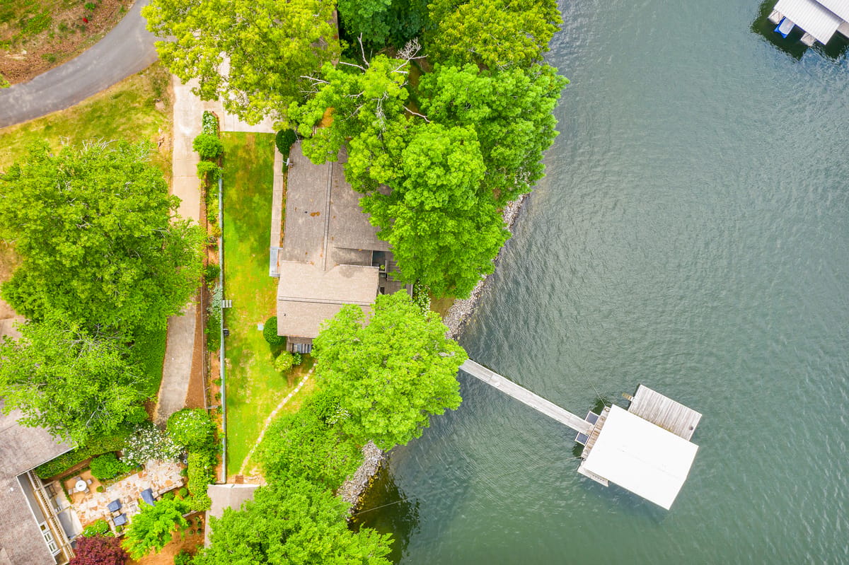 Nanas Lakehouse - Private dock with Jet-ski port! – Smith Lake vacation rental photo