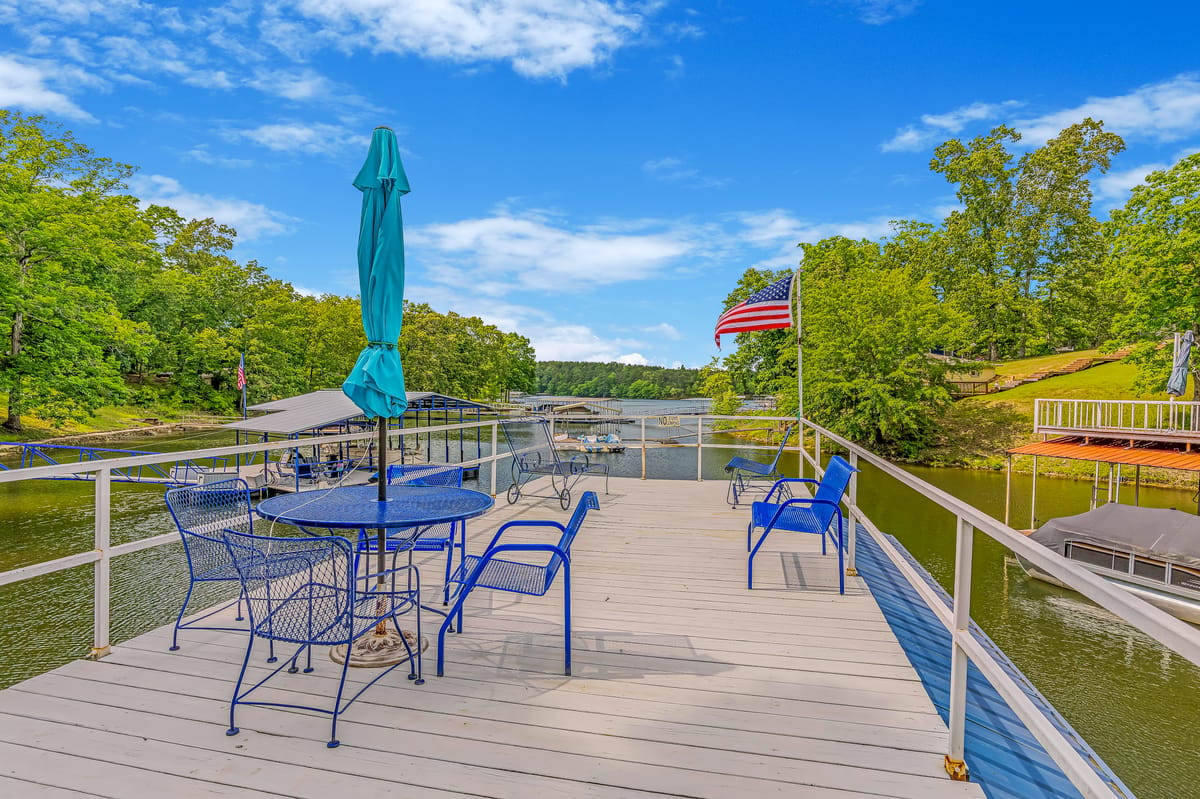 Lazy Daze - Located conveniently near Duncan Bridge Marina – Smith Lake vacation rental photo