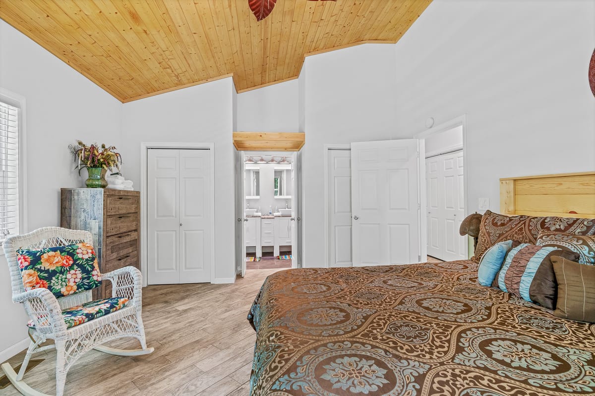 Lazy Daze - Located conveniently near Duncan Bridge Marina – Smith Lake vacation rental photo