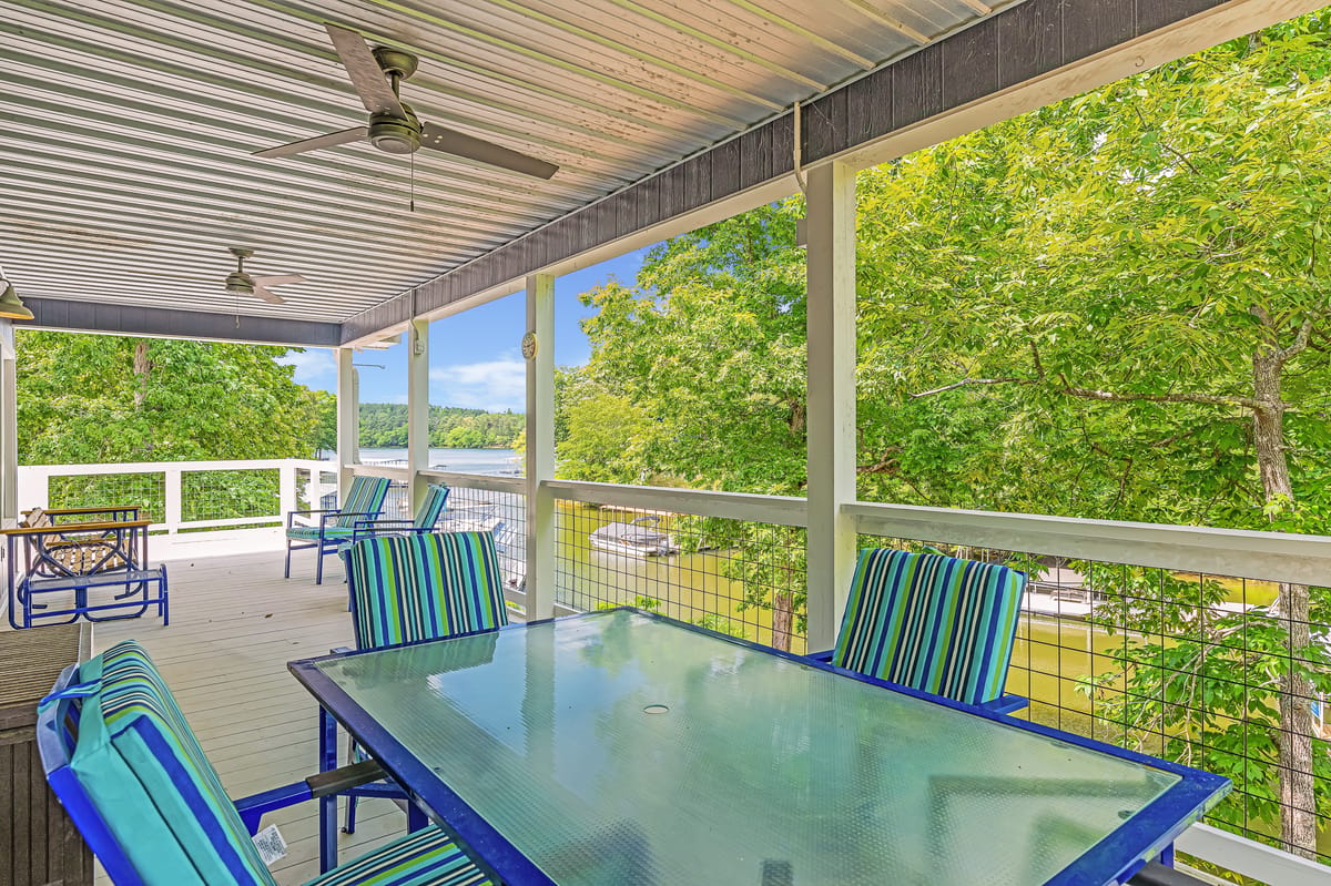 Lazy Daze - Located conveniently near Duncan Bridge Marina – Smith Lake vacation rental photo