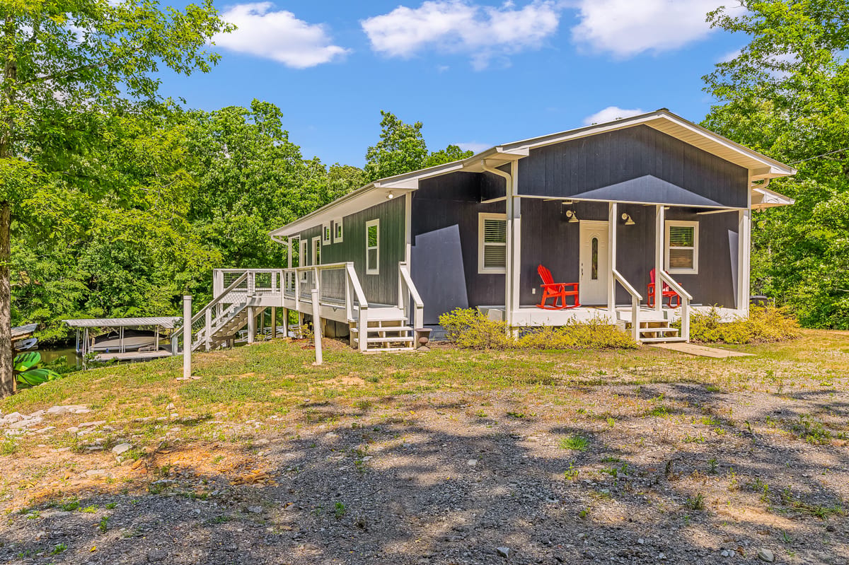 Lazy Daze - Located conveniently near Duncan Bridge Marina – Smith Lake vacation rental photo