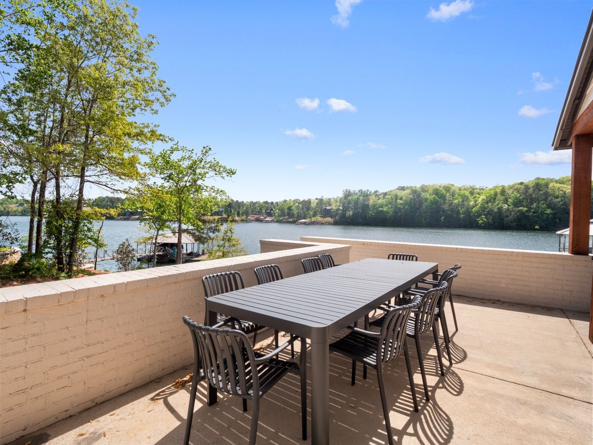 Dock & Awe - stunning 4-bedroom, 4-bath lakefront retreat – Smith Lake vacation rental photo