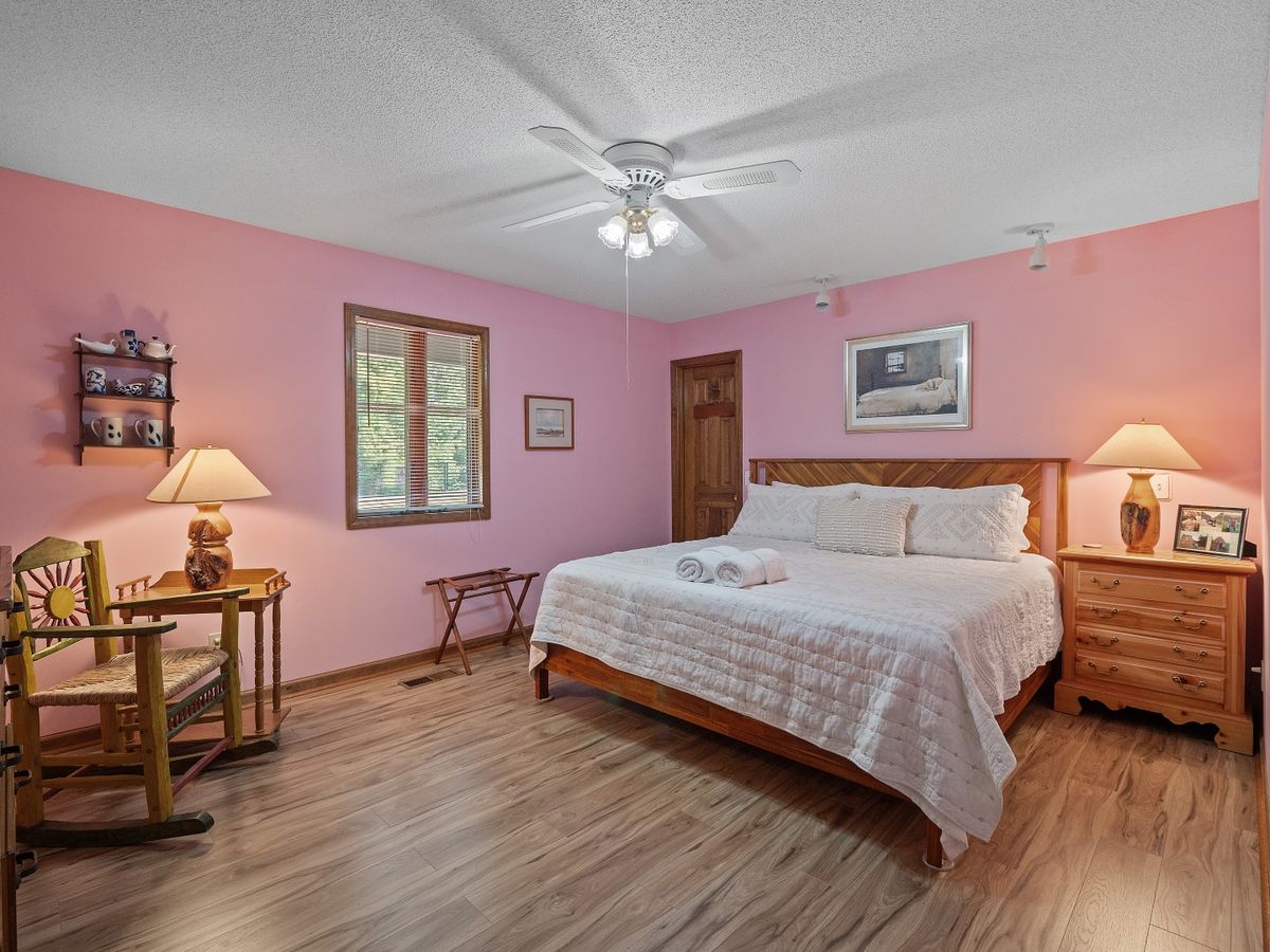 Decked Out in Dismal - Decks and Amenities! – Smith Lake vacation rental photo