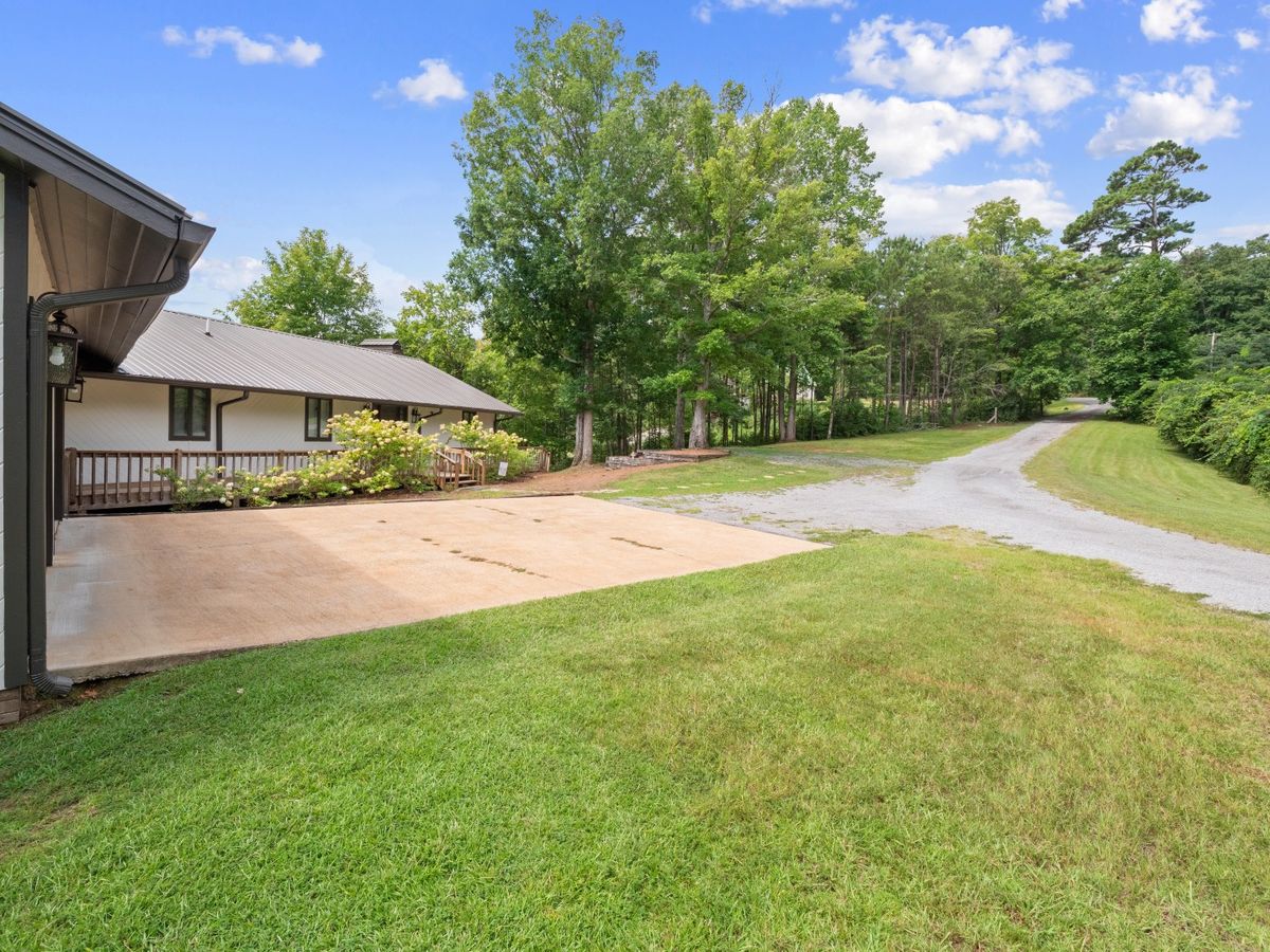 Decked Out in Dismal - Decks and Amenities! – Smith Lake vacation rental photo