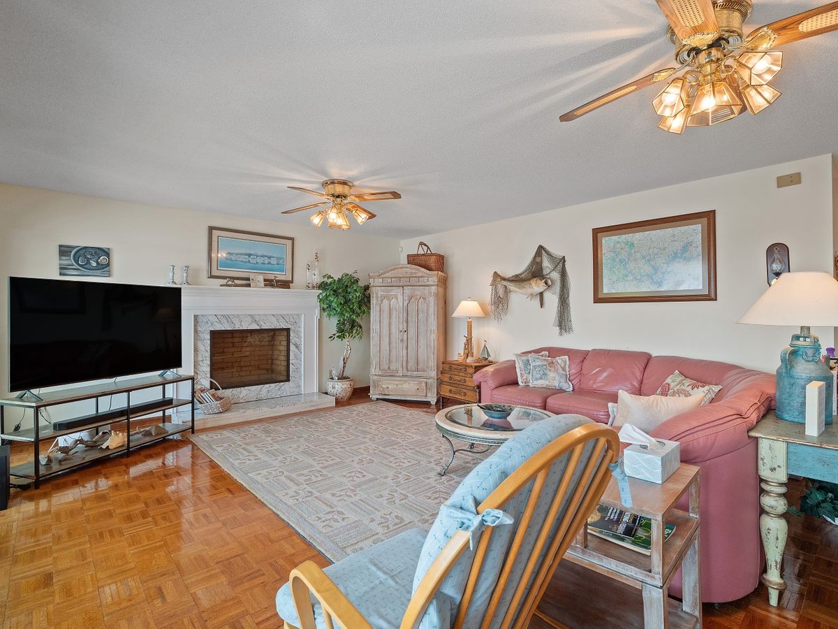 Decked Out in Dismal - Decks and Amenities! – Smith Lake vacation rental photo