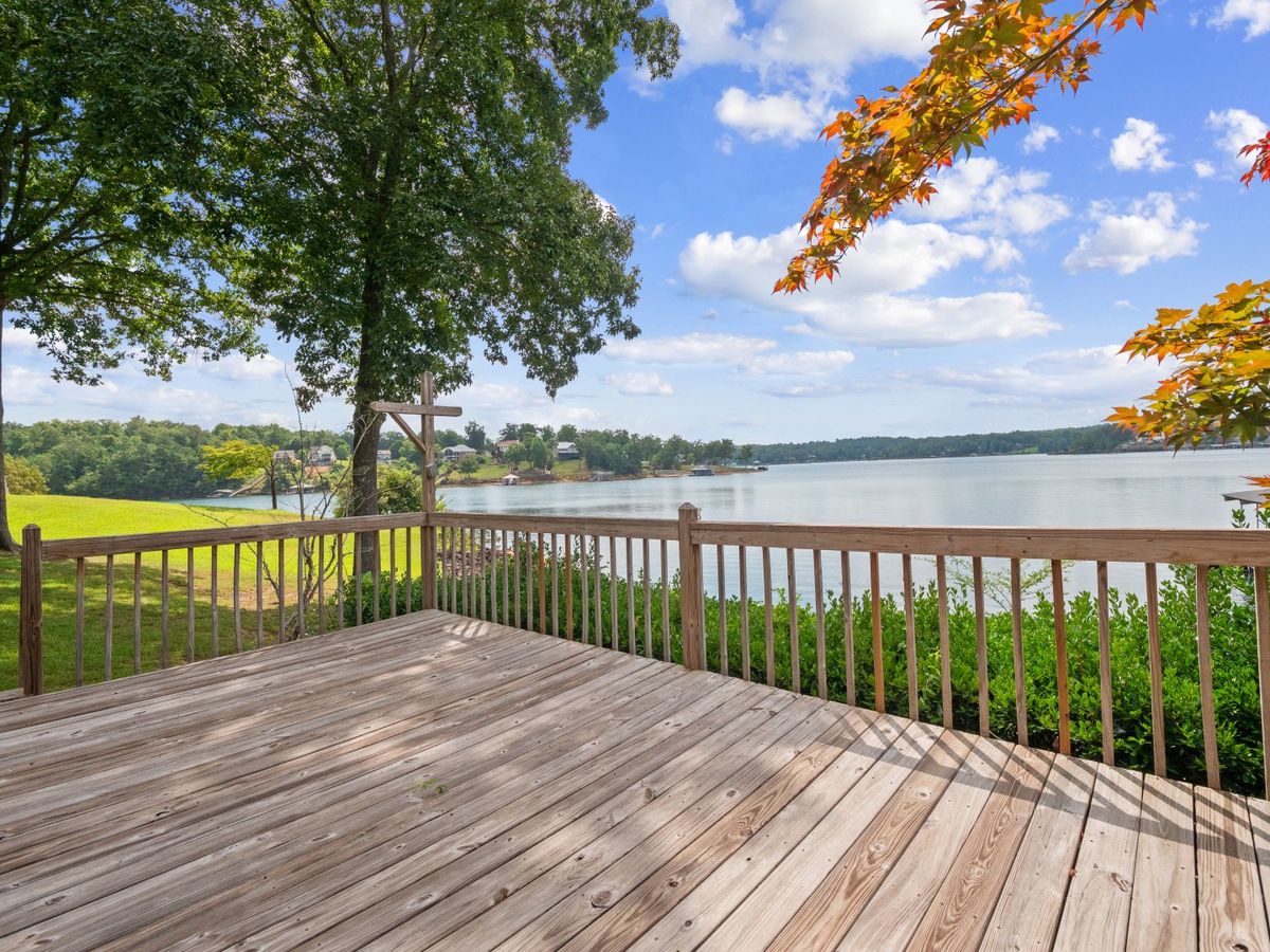 Decked Out in Dismal - Decks and Amenities! – Smith Lake vacation rental photo