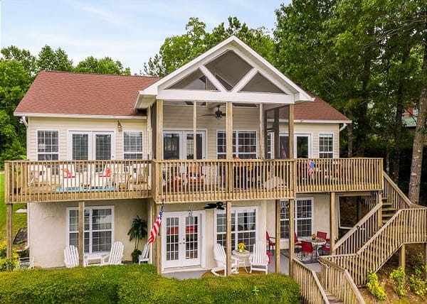 Blue Door – Smith Lake vacation rental