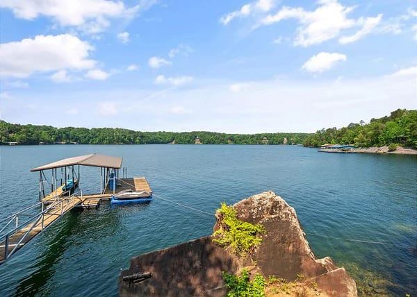 Sunset Rock – Smith Lake vacation rental